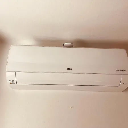 After Six 아파트 브라티슬라바